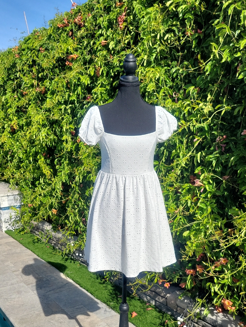 White Eyelet Puff-Sleeve Boho Mini Dress M